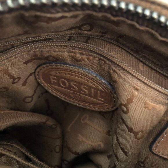 Fossil Tan Medium Bucket Crossbody Shoulder Bag - Picture 5 of 8